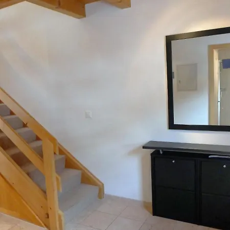 Apartment Chalet Mittelhorn-1 *
